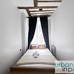 Urban Flat 108 - Stunning 4 Bdr Flat In * Paris