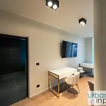 Urban Flat 108 - Stunning 4 Bdr Flat In *