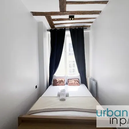 Urban Flat 108 - Stunning 4 Bdr Flat In * Paris