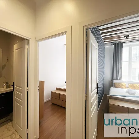 Urban Flat 108 - Stunning 4 Bdr Flat In Apartment