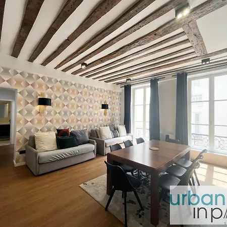Apartment Urban Flat 108 - Stunning 4 Bdr Flat In