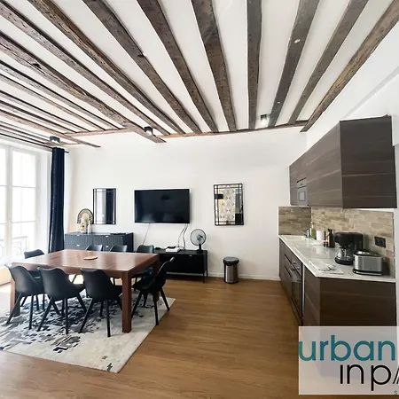 Urban Flat 108 - Stunning 4 Bdr Flat In *