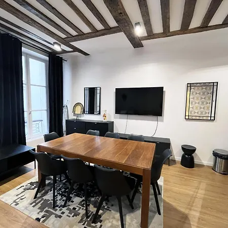 Apartment Urban Flat 108 - Stunning 4 Bdr Flat In *