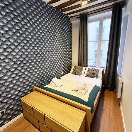 Urban Flat 108 - Stunning 4 Bdr Flat In Apartment