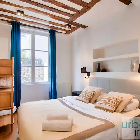 Urban Flat 108 - Stunning 4 Bdr Flat In *