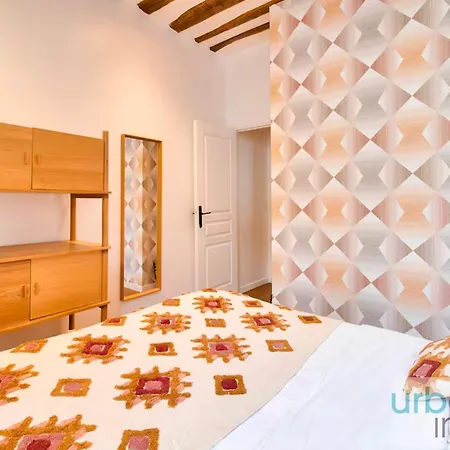 Urban Flat 108 - Stunning 4 Bdr Flat In