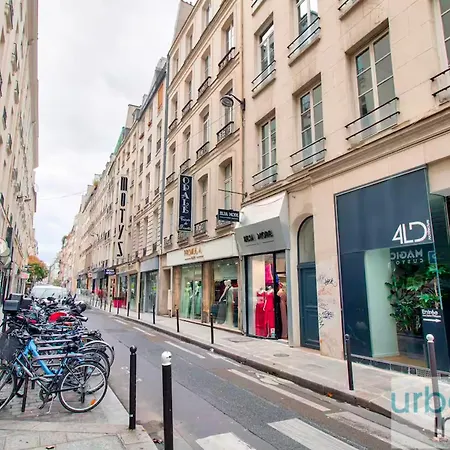 Urban Flat 108 - Stunning 4 Bdr Flat In Apartment Paris