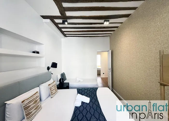 Apartamento Urban Flat 108 - Stunning 4 Bdr Flat In